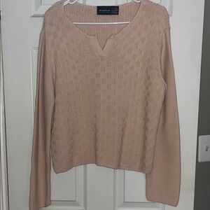 Liz Claiborne Women's Pink V-Neck Sweater